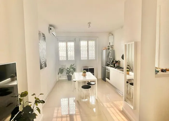 Double With Private Bathroom In Shared