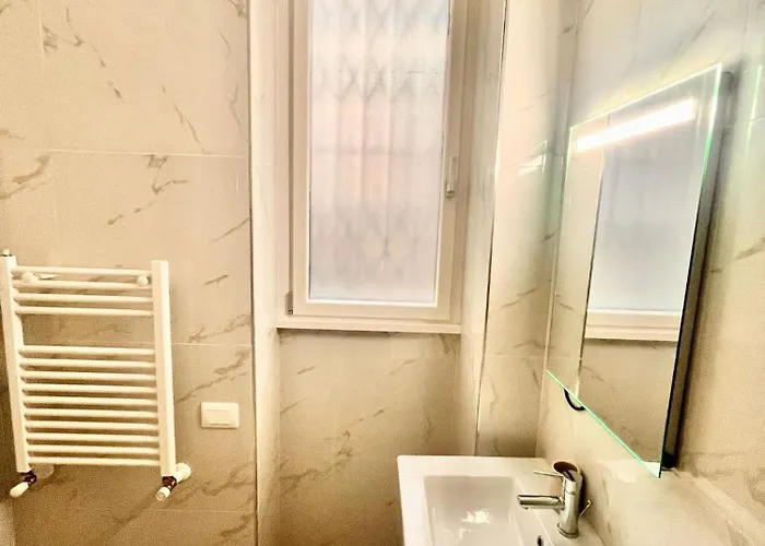 Alloggio in famiglia Double With Private Bathroom In Shared