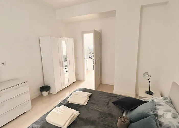 Double With Private Bathroom In Shared *